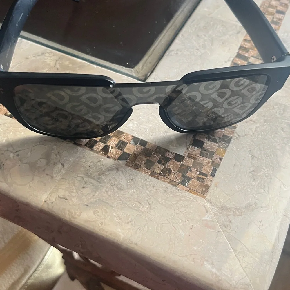 Dolce & Gabbana dg logo